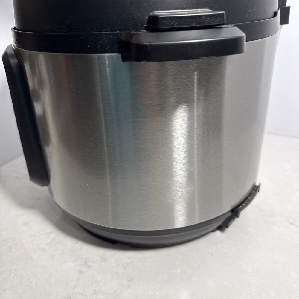 Instant Pot Pressure Cooker DUO Plus 60 Electric 6 Qt Stainless - Picture 4 of 10